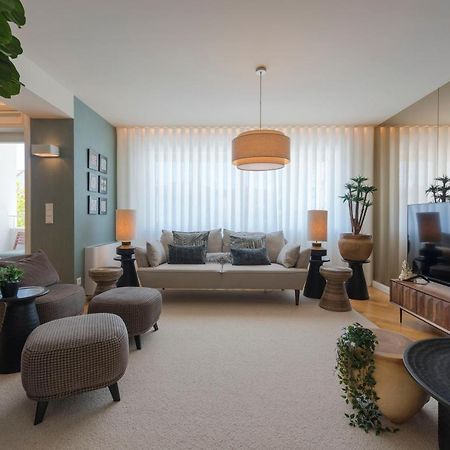 Emporium Deluxe 3Br Apartment W/ Private Parking By Lovelystay Porto Kültér fotó