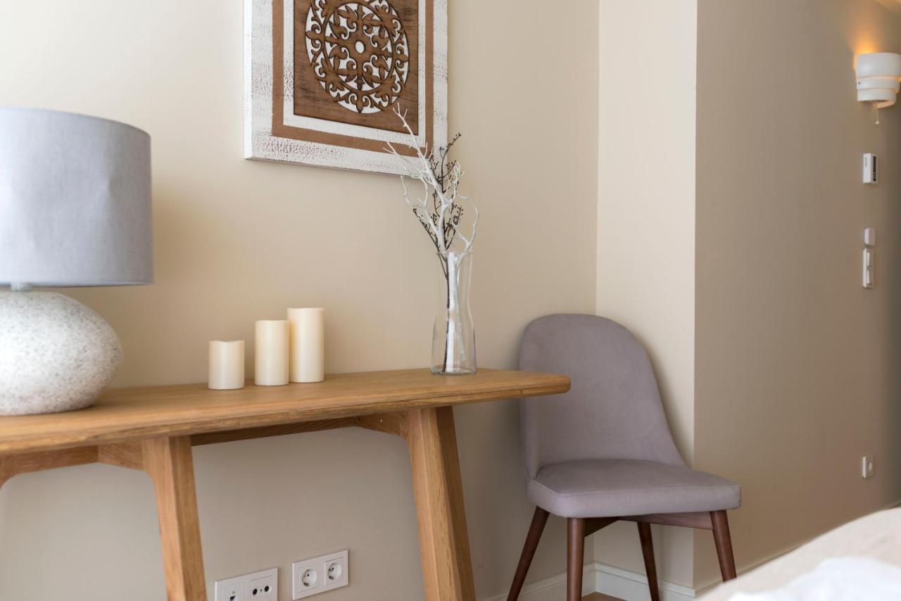 Emporium Deluxe 3Br Apartment W/ Private Parking By Lovelystay Porto Kültér fotó