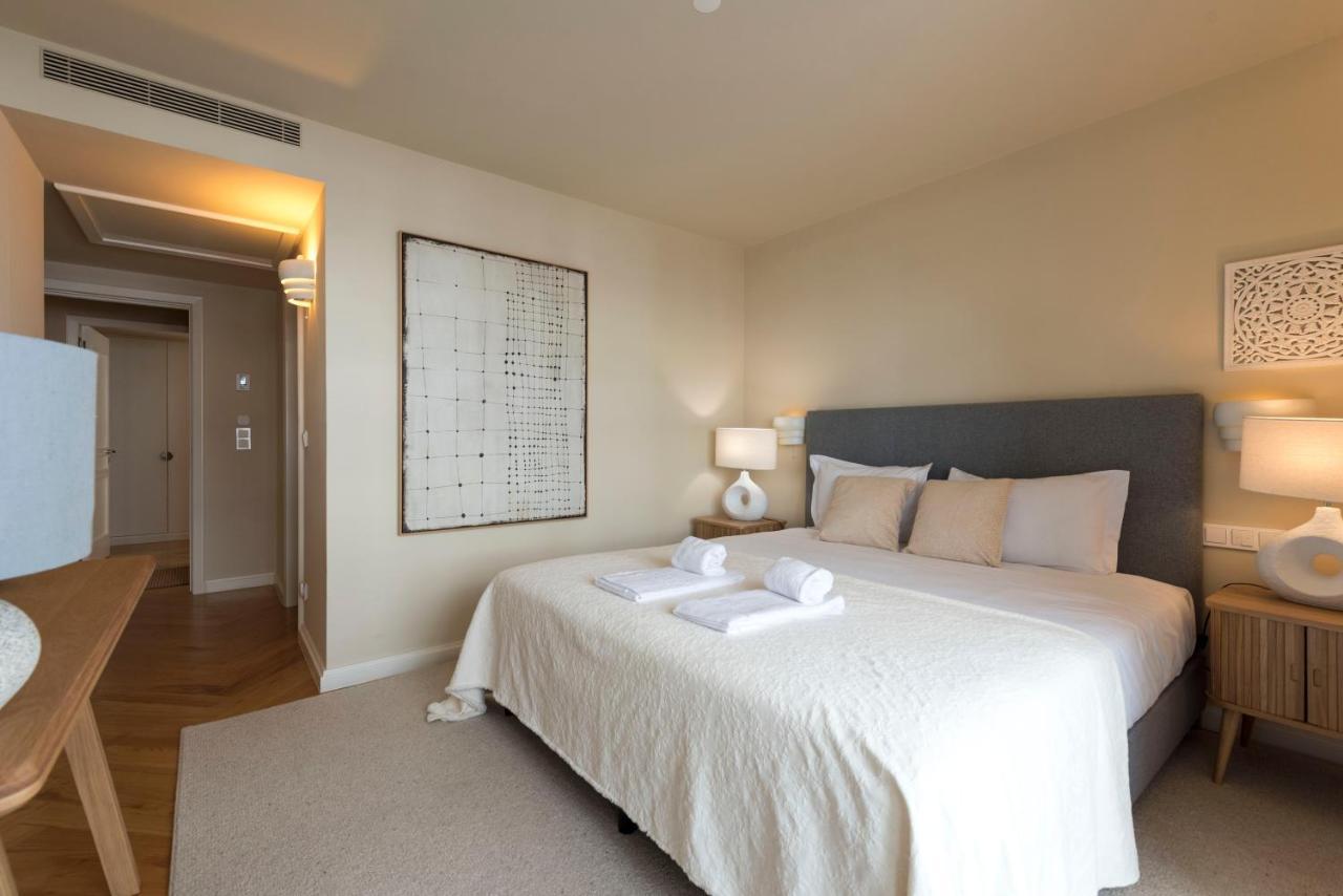 Emporium Deluxe 3Br Apartment W/ Private Parking By Lovelystay Porto Kültér fotó