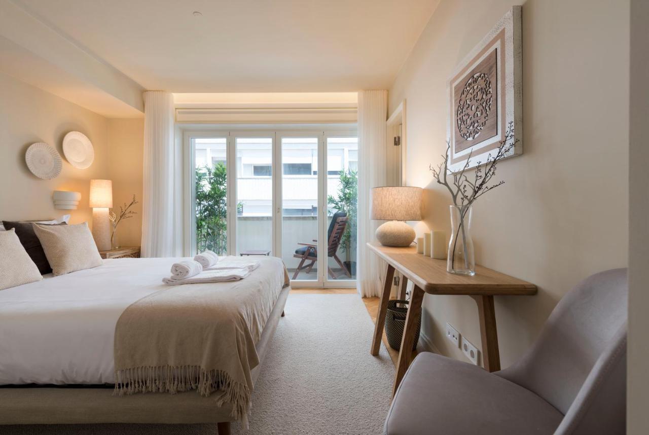 Emporium Deluxe 3Br Apartment W/ Private Parking By Lovelystay Porto Kültér fotó