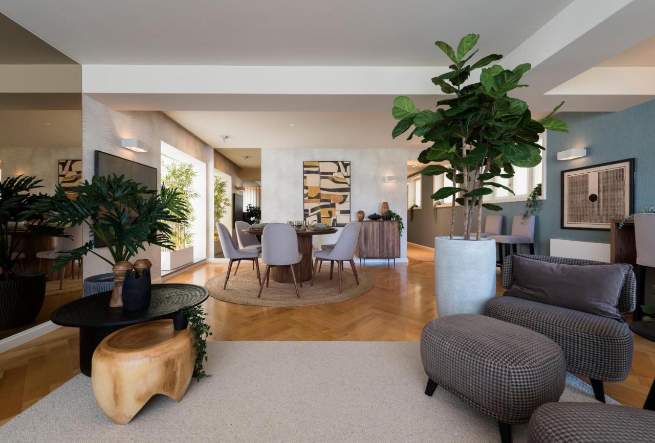 Emporium Deluxe 3Br Apartment W/ Private Parking By Lovelystay Porto Kültér fotó
